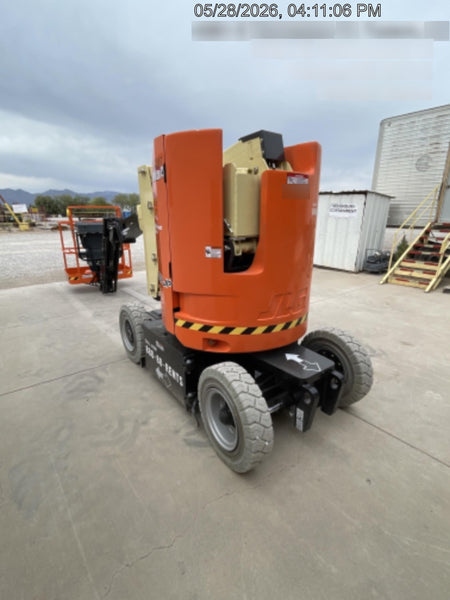 2026 JLG E300AJP