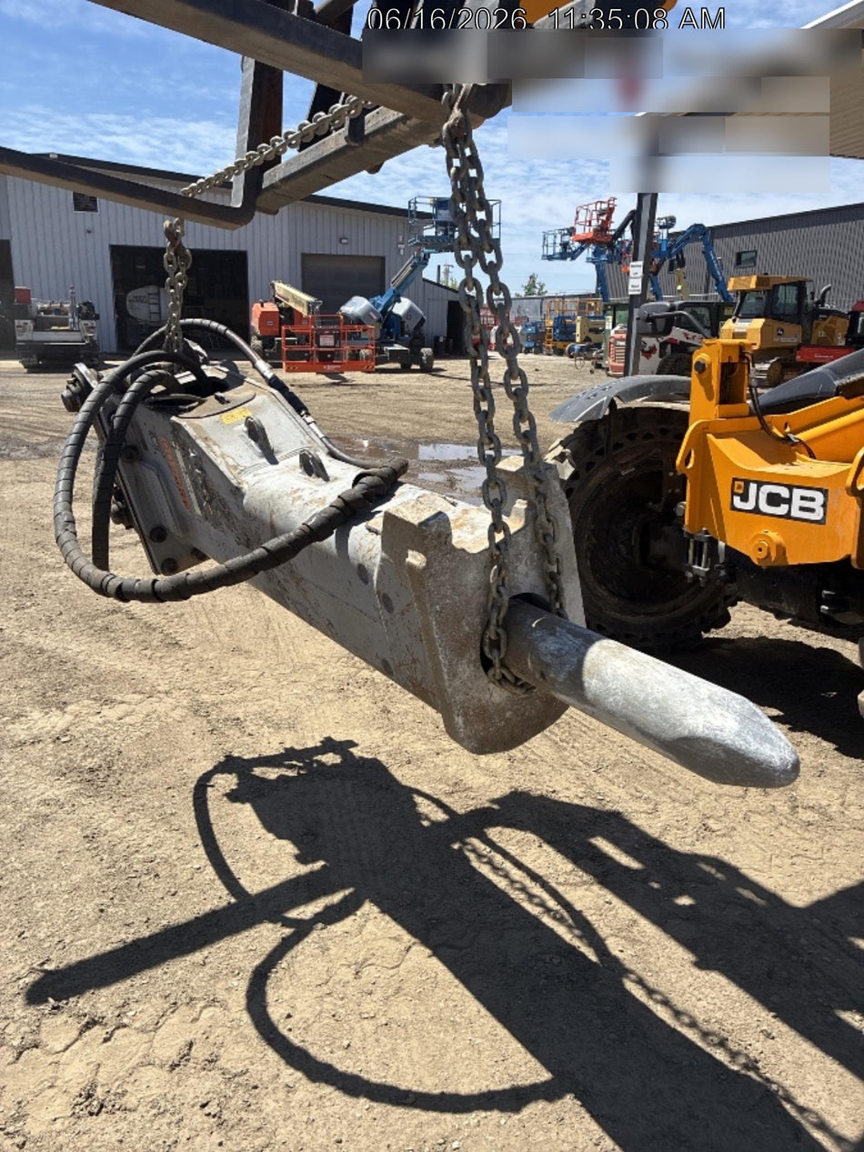 2025 EPIROC EC140T