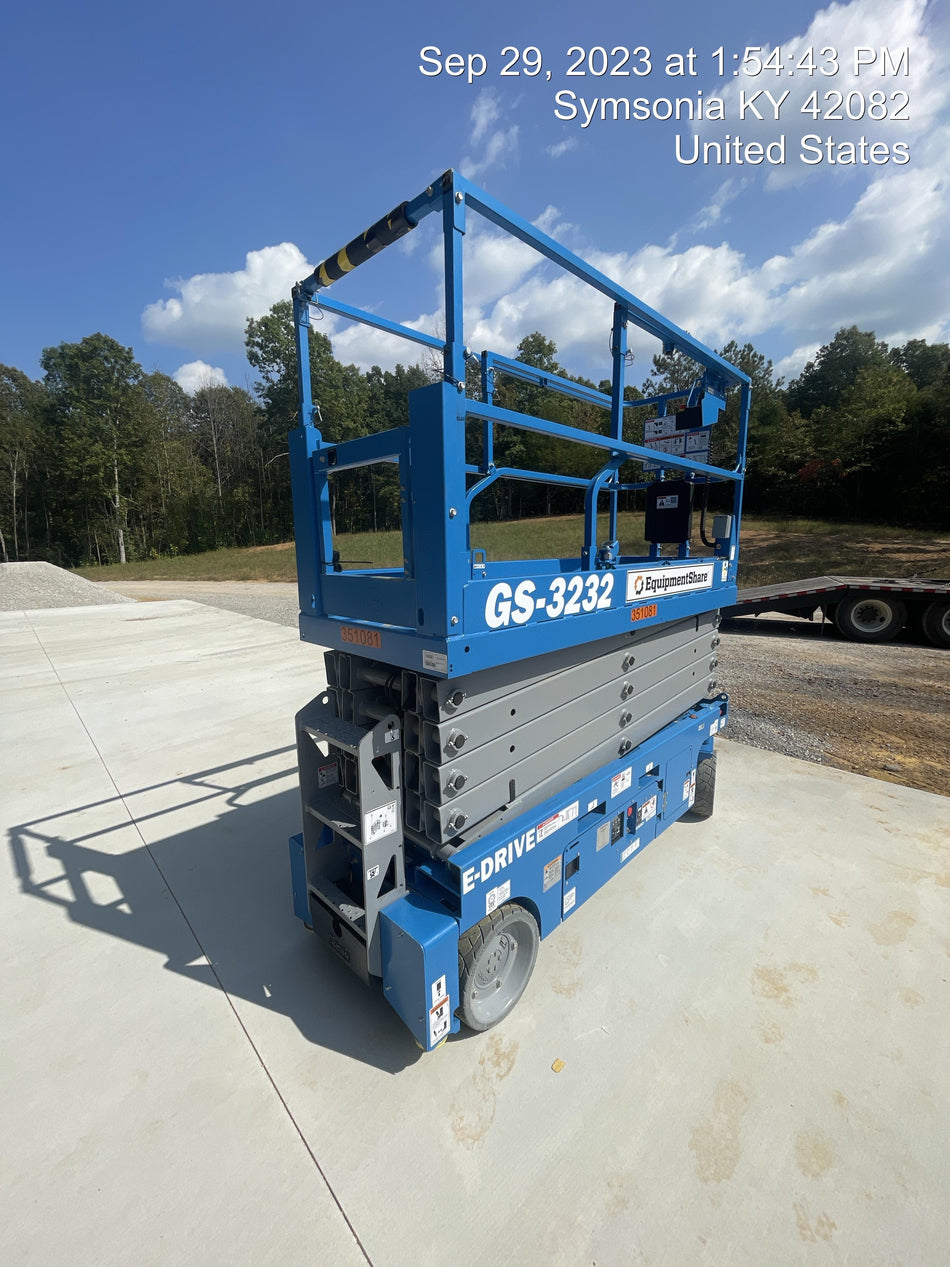 2023 GENIE GS-3232