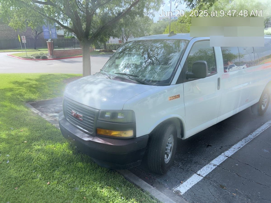 2022 GMC Savana 3500