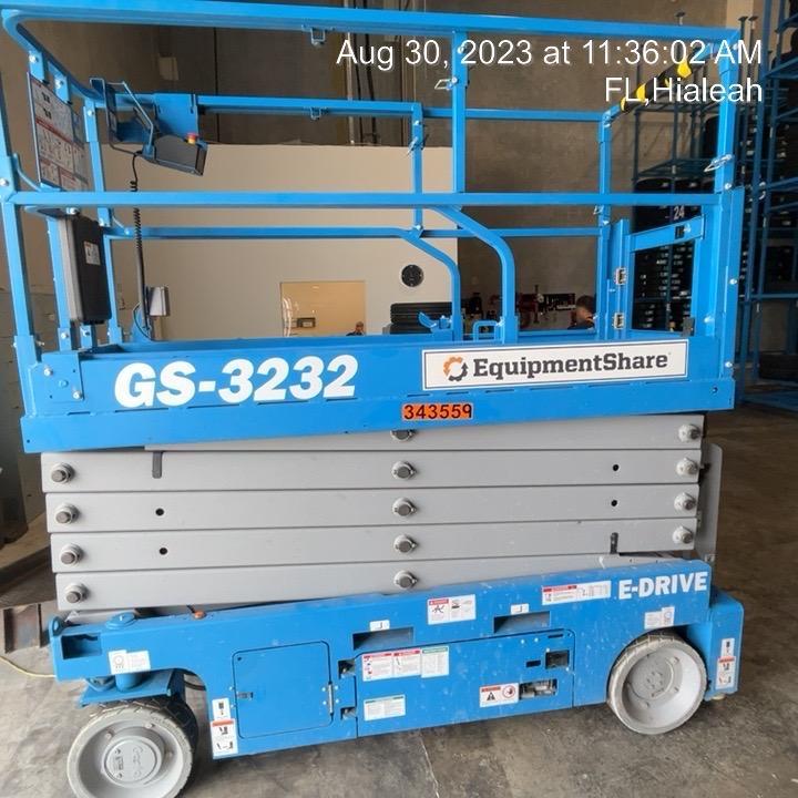 2023 GENIE GS-3232