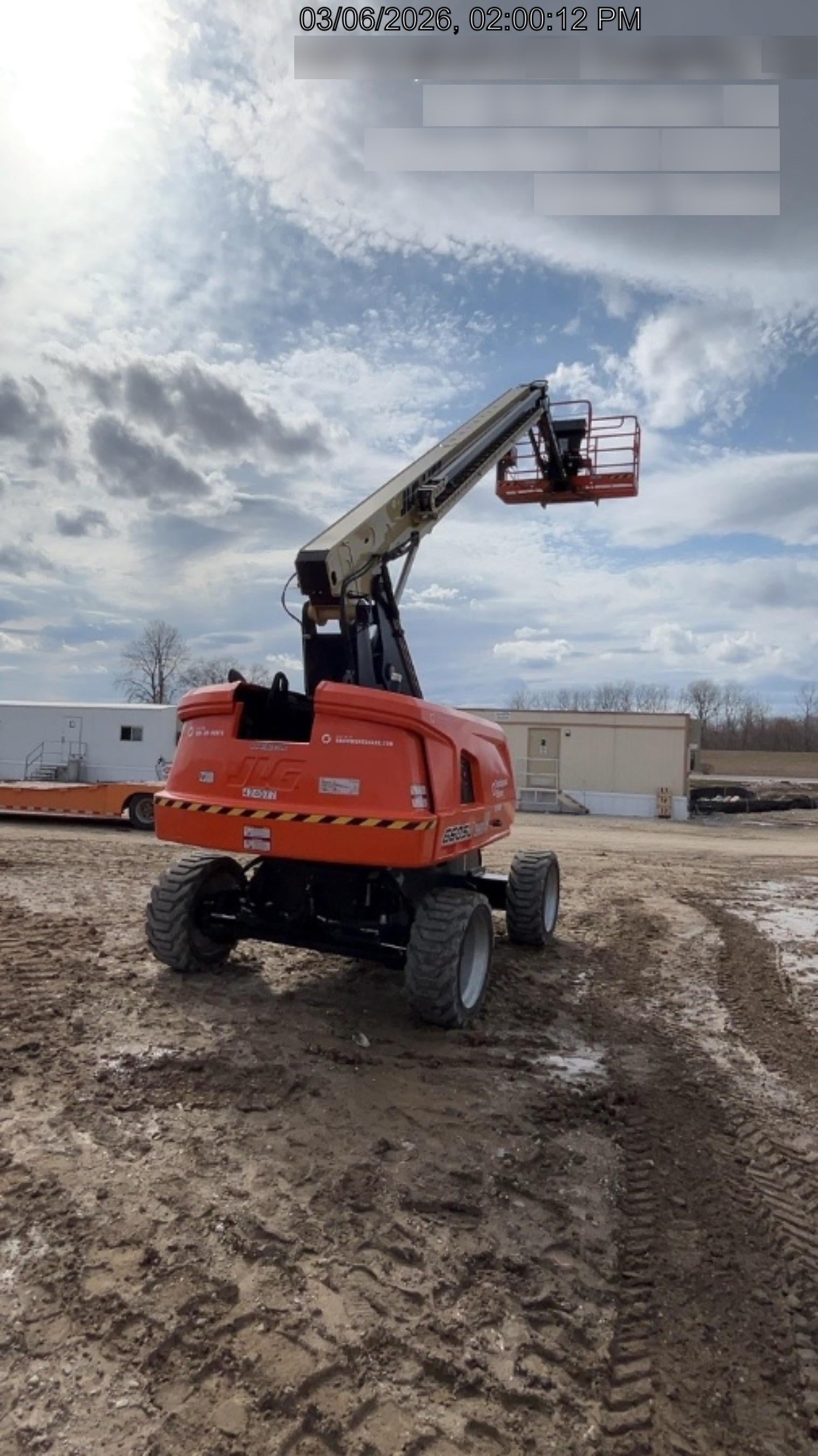 2024 JLG 660SJ