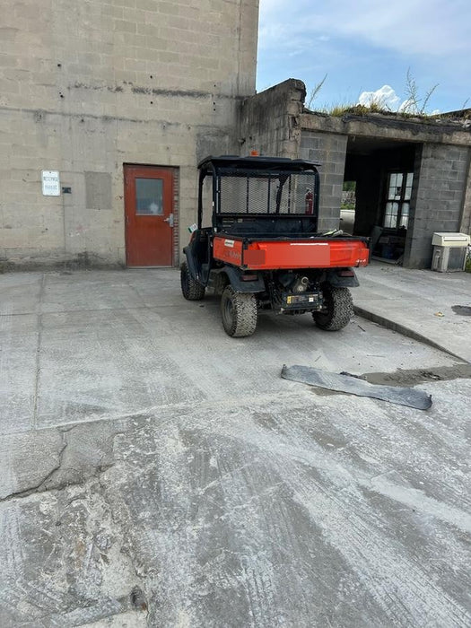 2020 Kubota RTV-X900 4wd Utility Cart, Diesel, 2 Seat, LED Strobe, Windshield Tempered Glass, Plastic Canopy, Wire Harness Kit, Backup Alarm