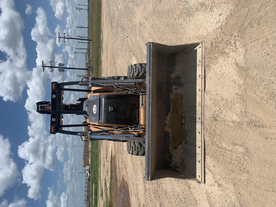 2020 CASE 580N EP - Extendable Backhoe