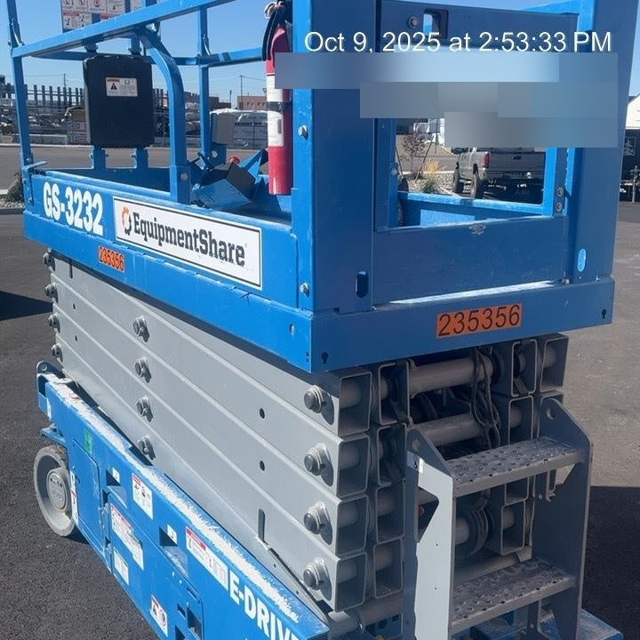 2022 GENIE GS-3232