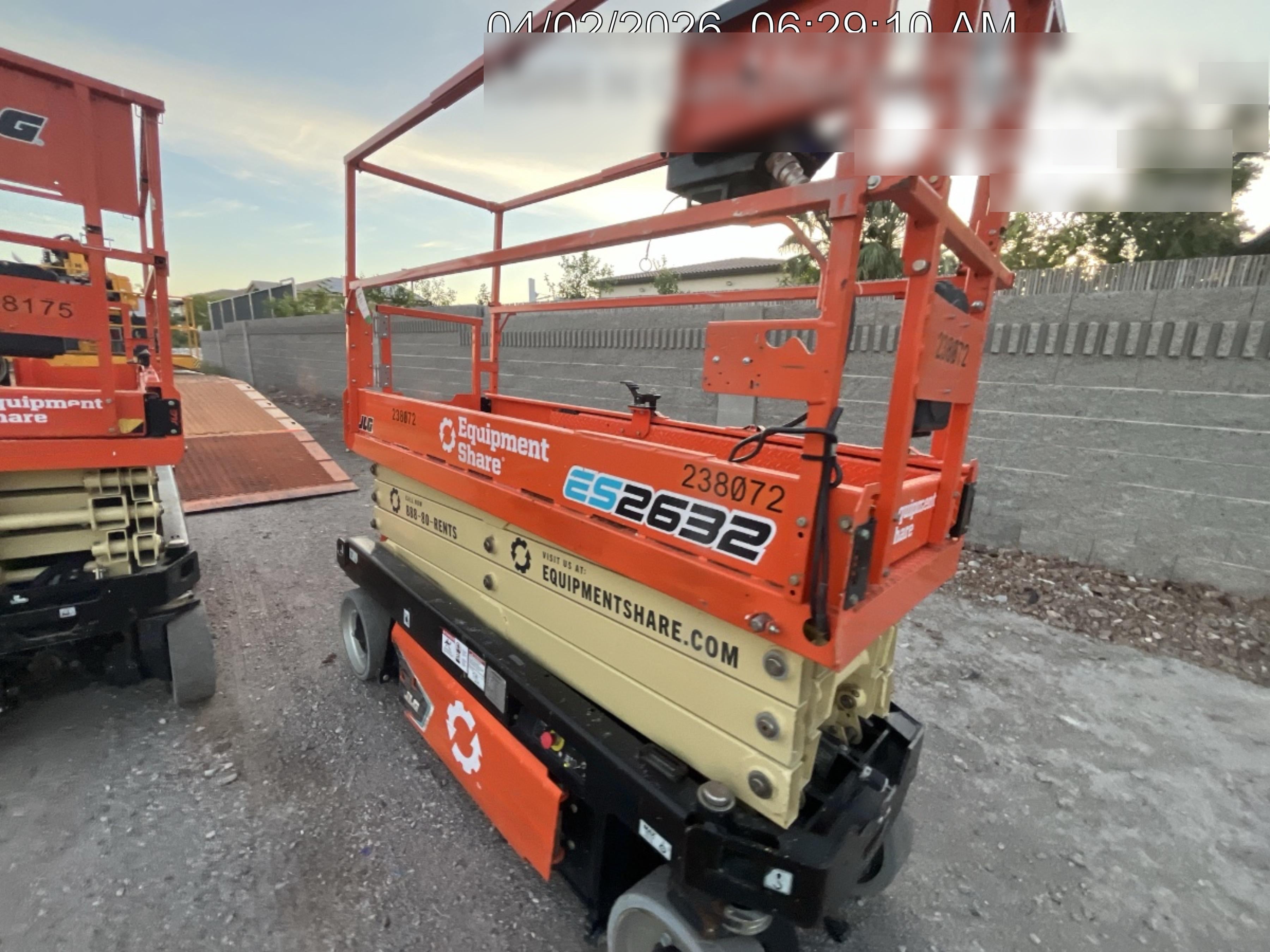 2022 JLG ES2632