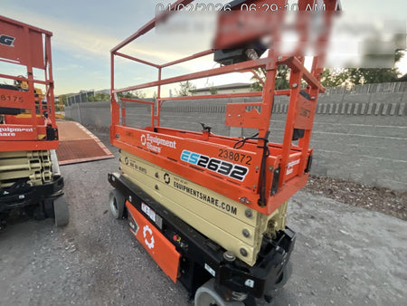 2022 JLG ES2632