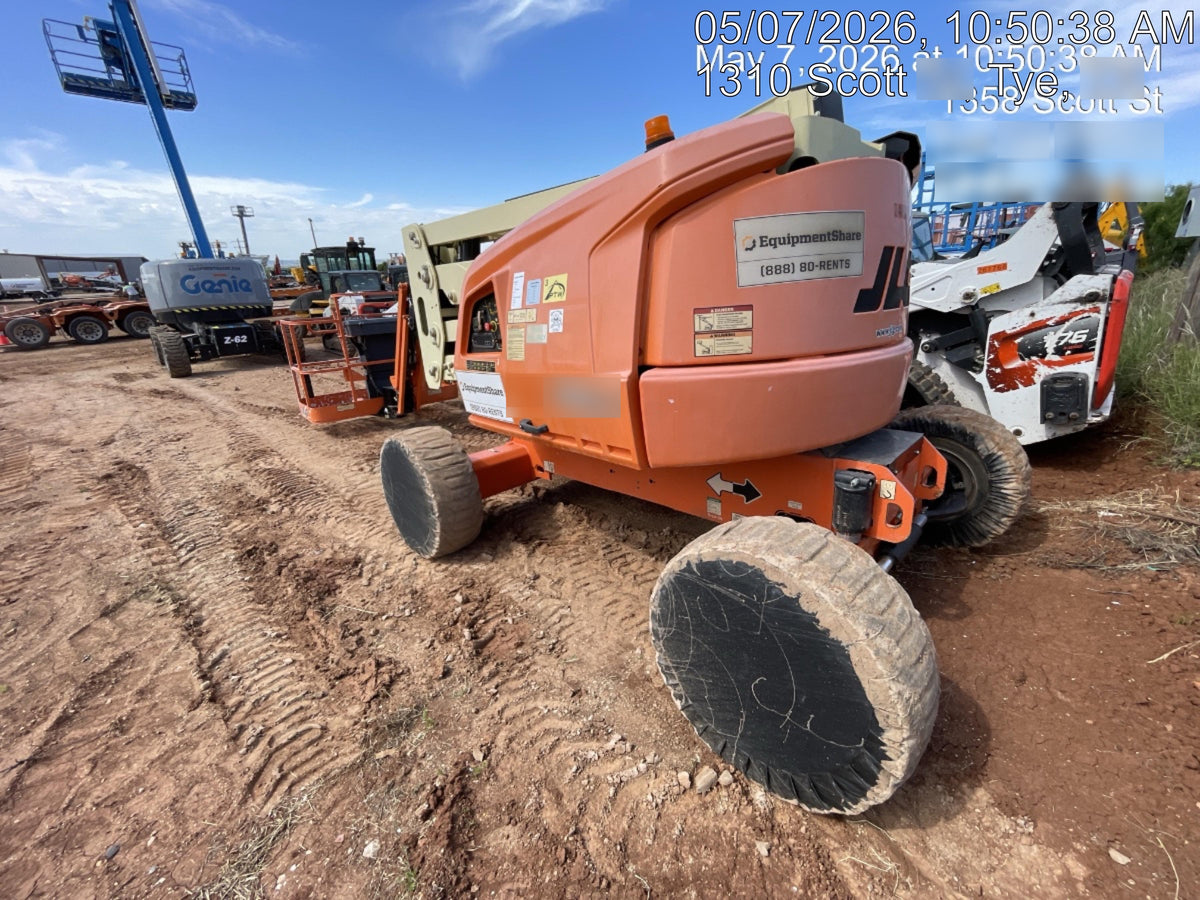 2019 JLG 450AJ