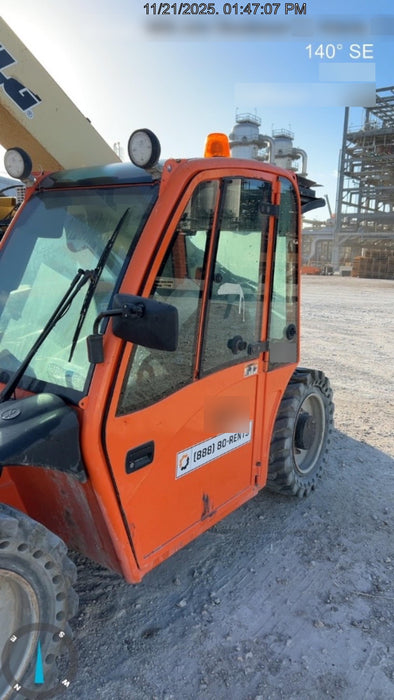 2020 JLG G5-18A Cab/Heat/Air, NM Solid Tires, Beacon w/48" Carriage, 48" Pallet Forks