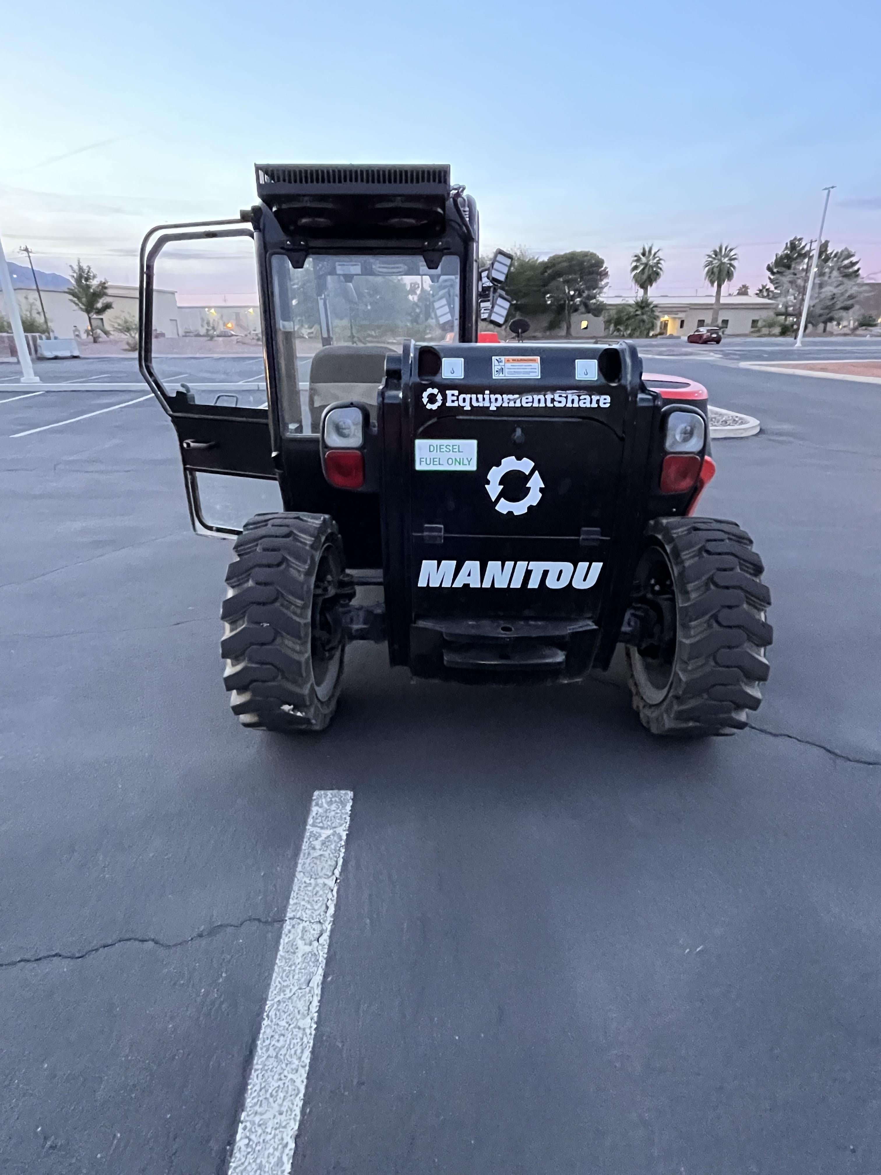 2022 MANITOU MTA5519