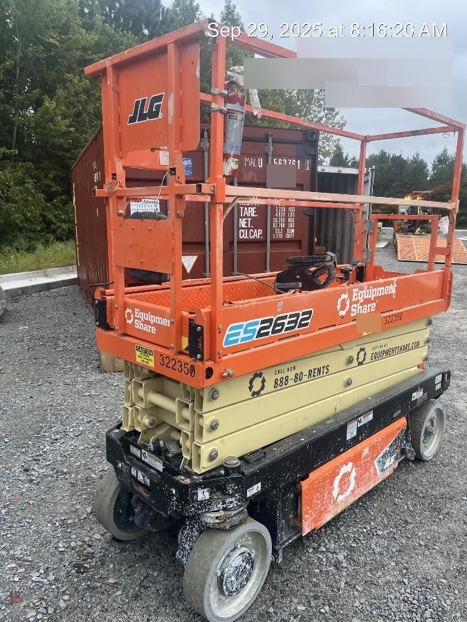 2023 JLG ES2632