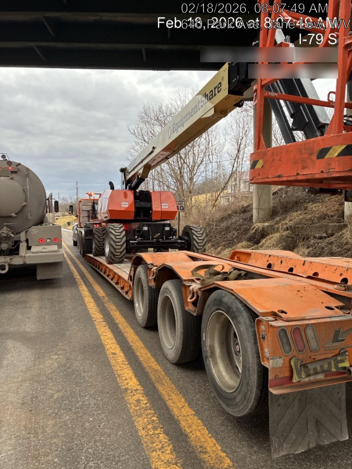 2025 JLG 860SJ