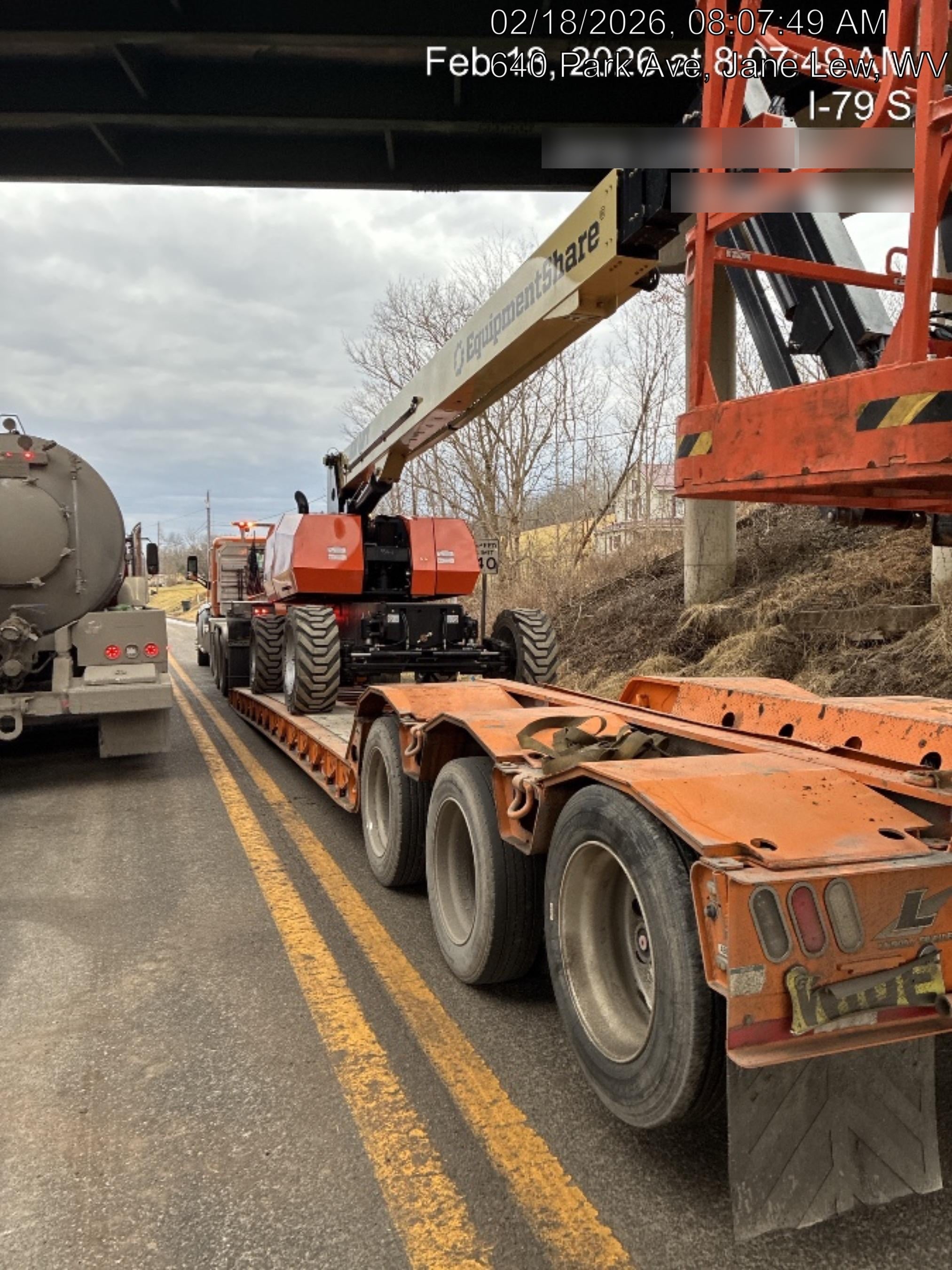 2025 JLG 860SJ