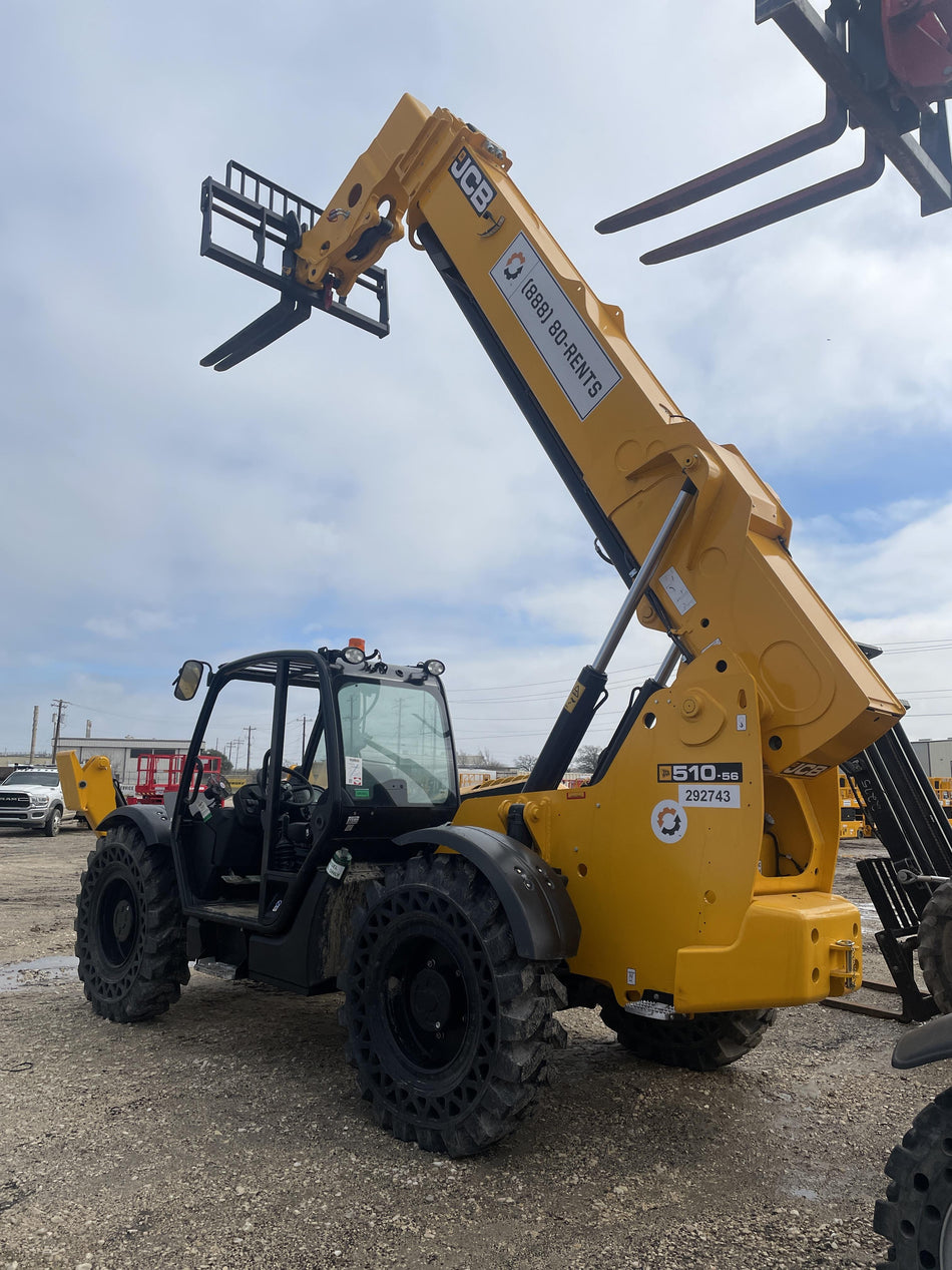 2023 JCB 510-56