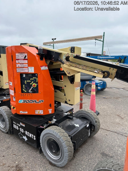2025 JLG E300AJP