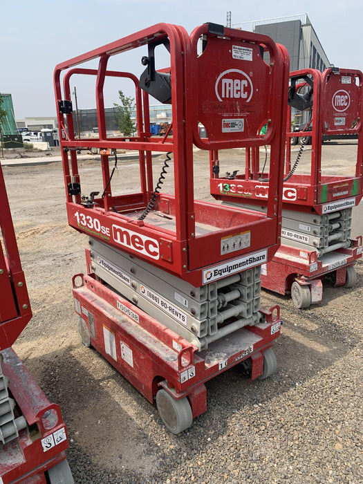 2020 MEC 1330SE Solid NM Tires, Steel Swing out Doors, LCS, Beacon, 900W Invertor