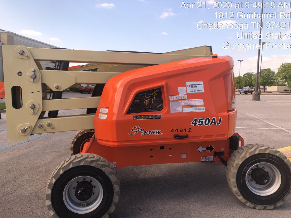 2019 JLG 450AJ
