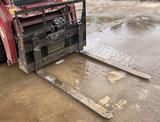 2022 ARROW MATERIAL HANDLING 48" Pallet Forks - Arrow