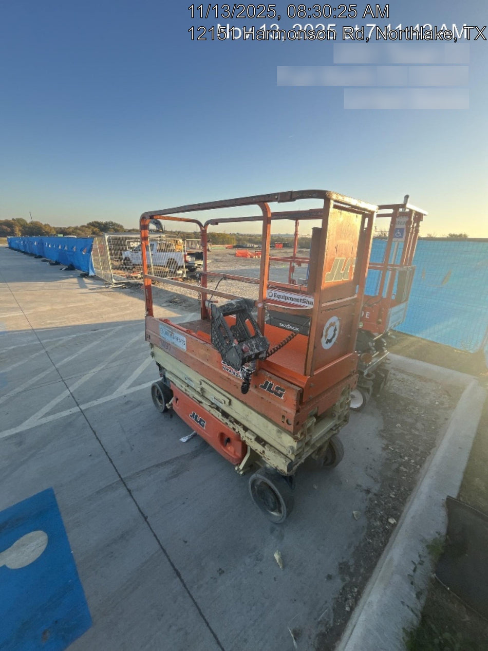 2016 JLG 1930ES