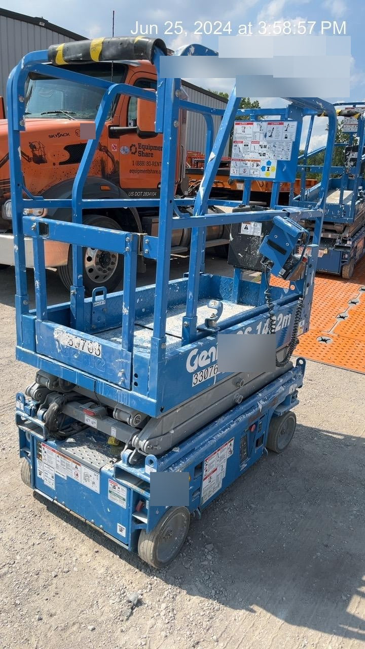 2023 GENIE GS-1432