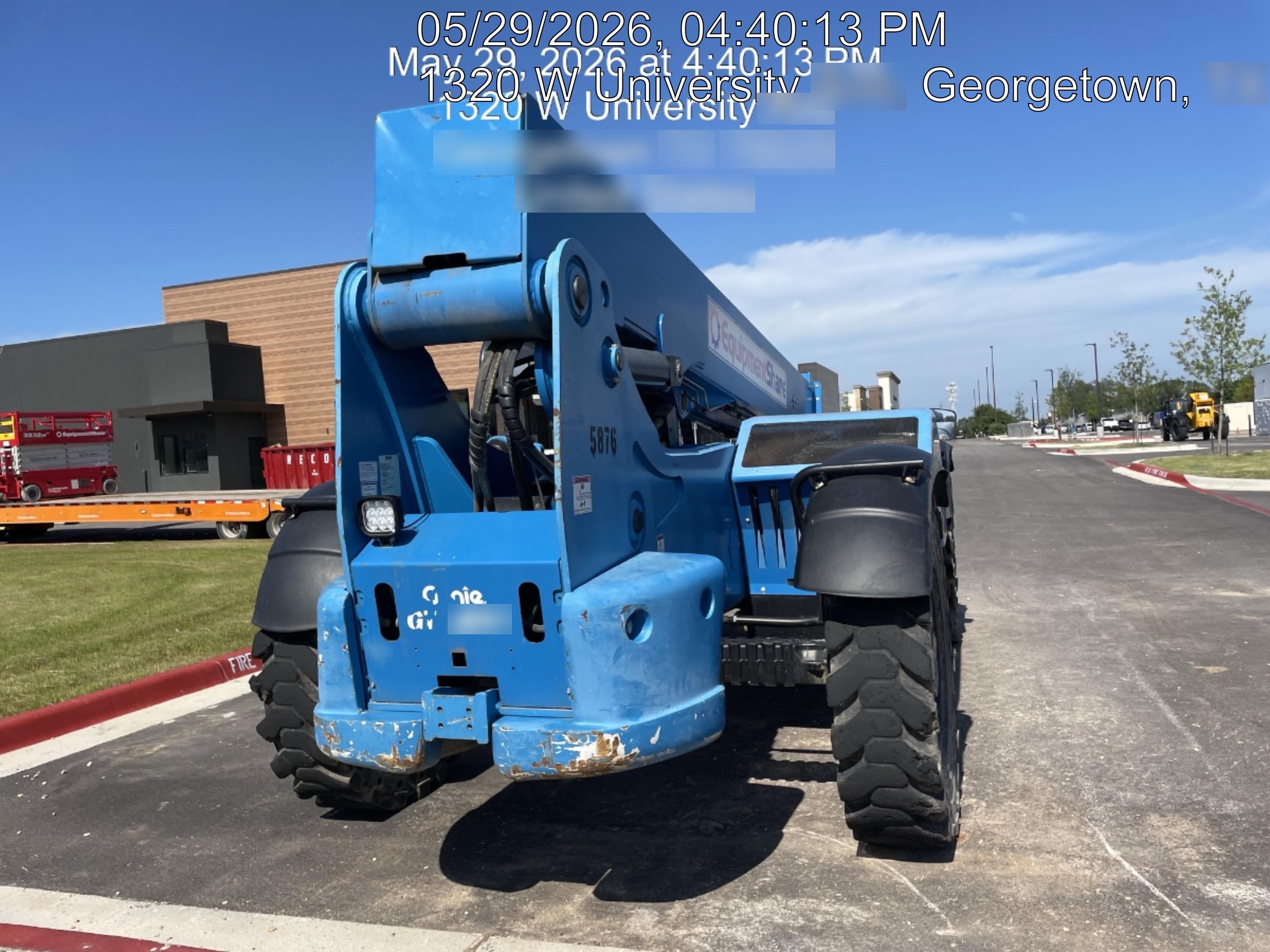 2017 GENIE GTH-844