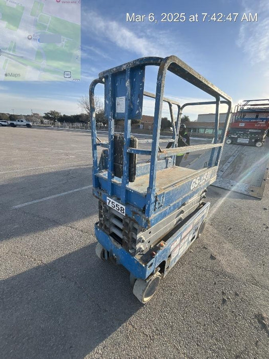 2017 Genie GS-1930 Genie GS-1930 Lift w/Fixed Rail and Chain Entry