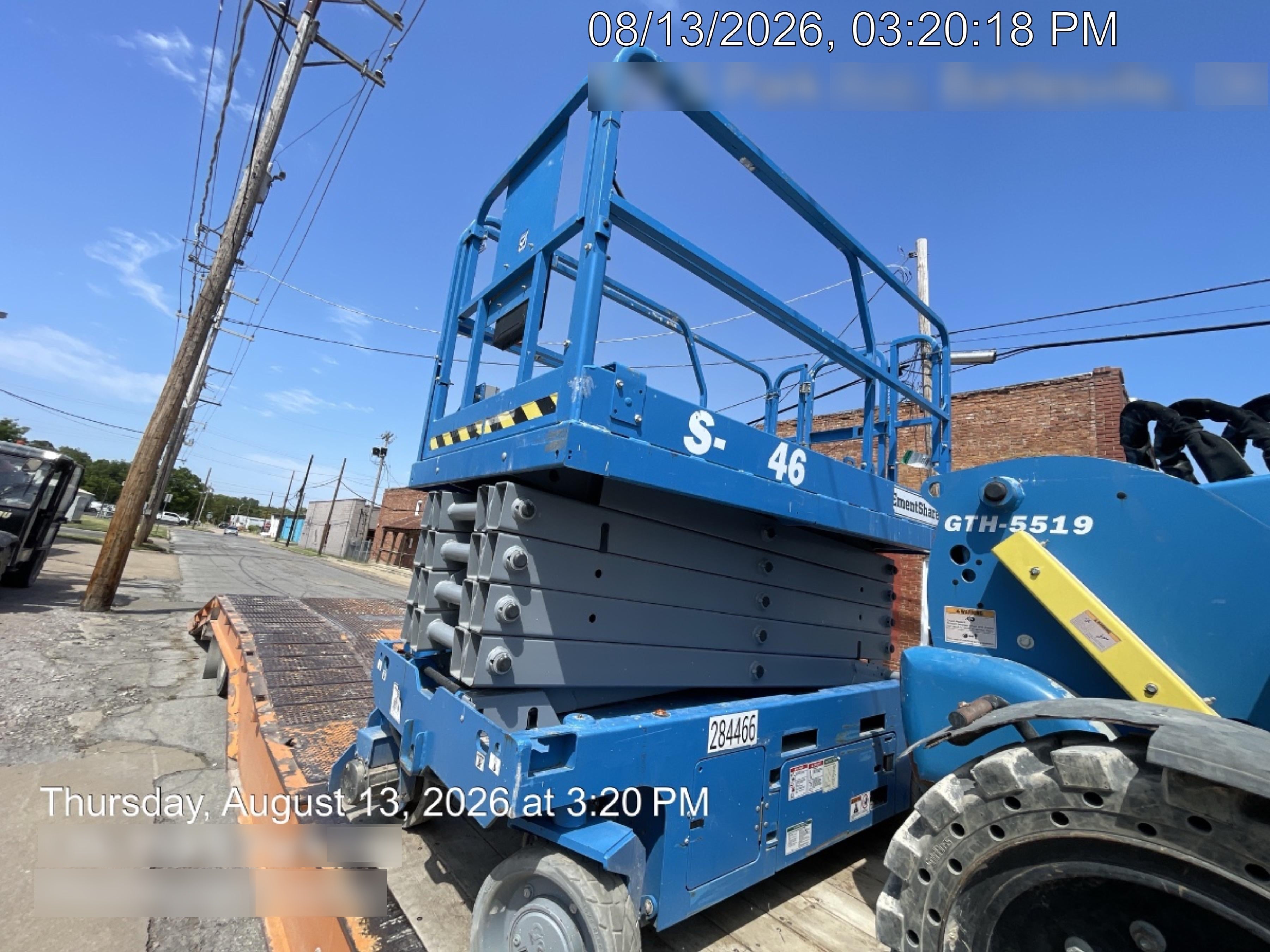 2022 GENIE GS-3246