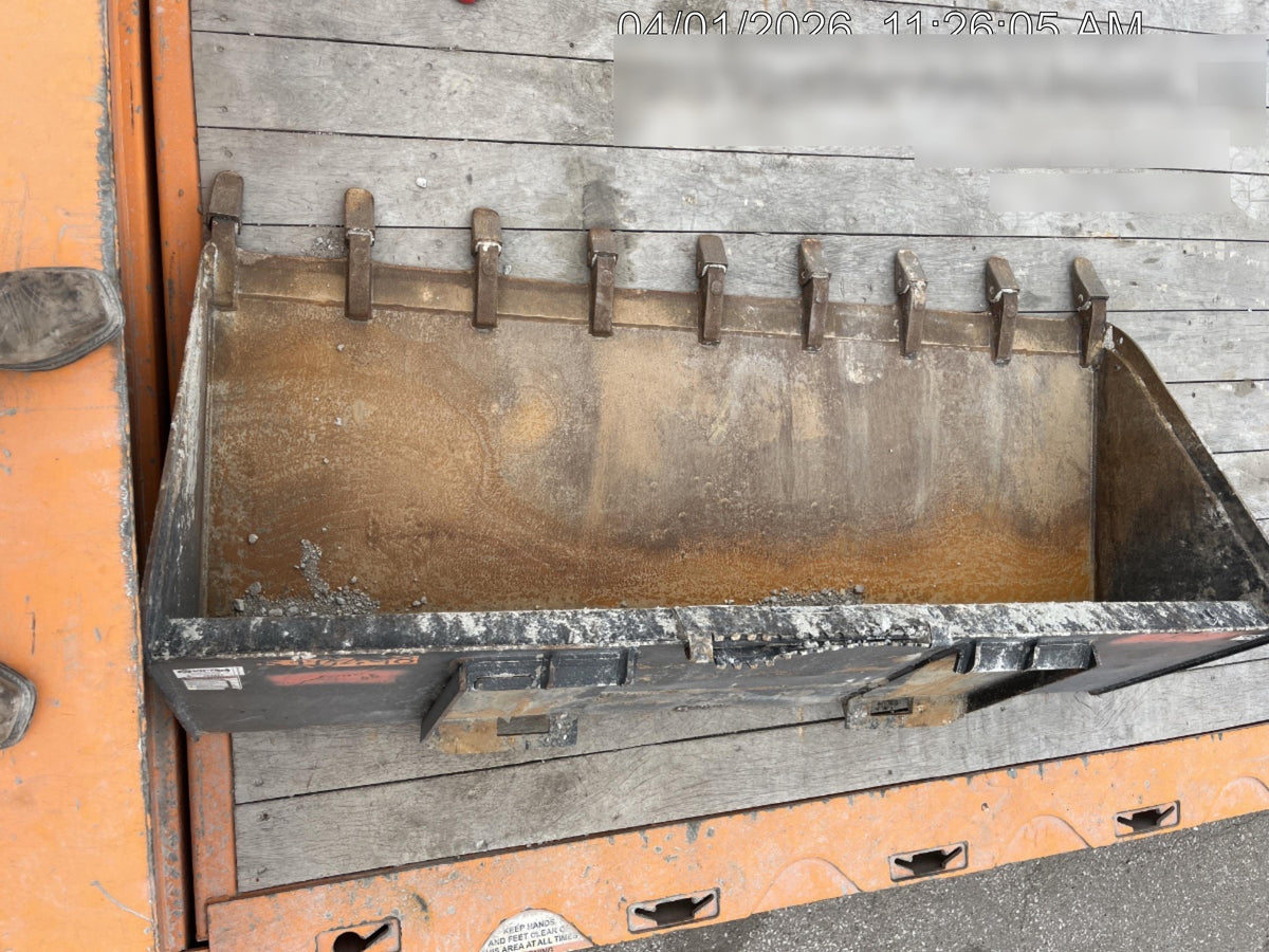 2025 VIRNIG 78" Smooth Bucket - VIRNIG