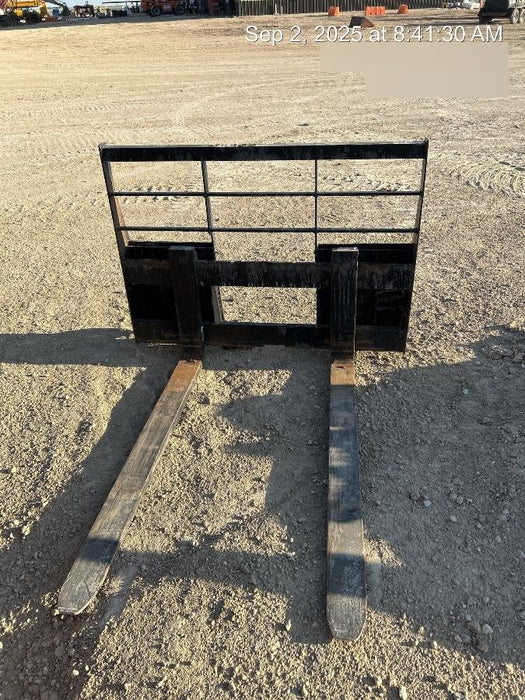 2025 ARROW MATERIAL HANDLING 48" Pallet Forks - Arrow