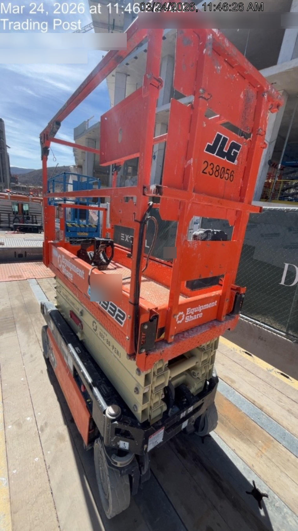 2022 JLG ES1932