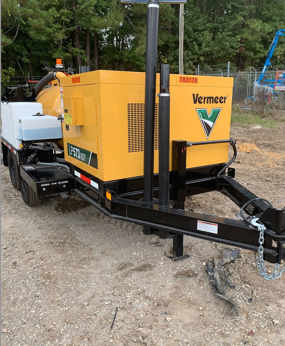 2021 Vac-Tron LP573XDT T4 Koehler Diesel Engine, 500 Gallon Debris Tank, x2 100 Gallon Water Tanks