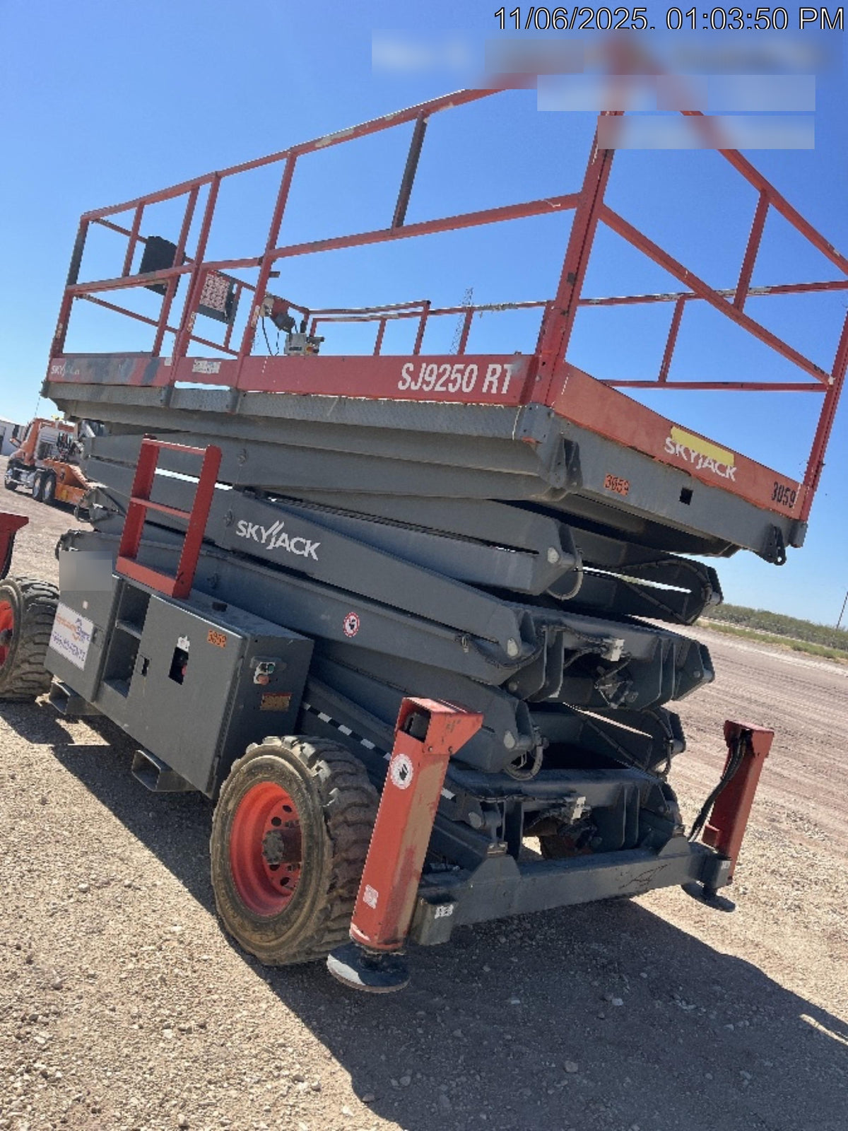 2017 SKYJACK SJ9250 RT
