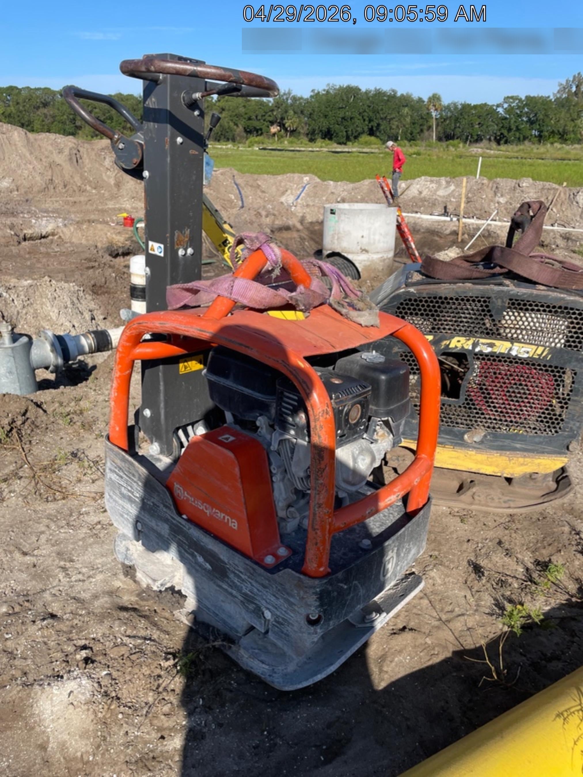2024 HUSQVARNA LG300