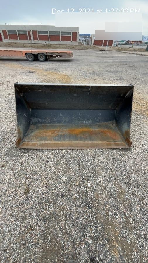 2023 JLG 1001100822