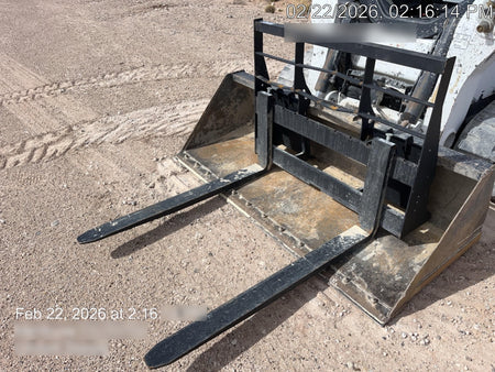 2025 ARROW MATERIAL HANDLING 24" Pallet Fork Frame