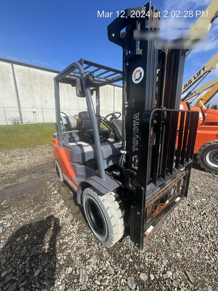 2022 TOYOTA 50-8FGU25