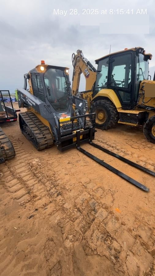 2025 ARROW MATERIAL HANDLING F5100CB - 72"