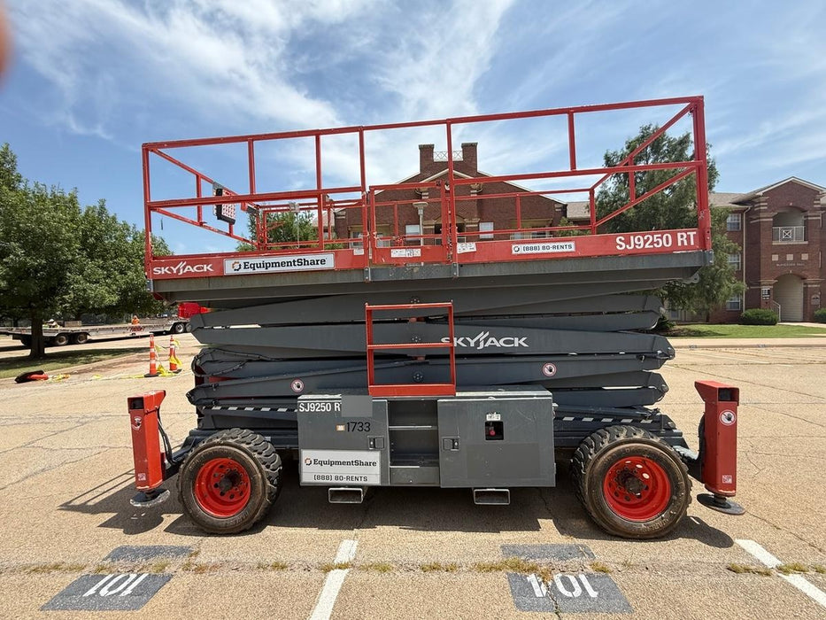 2016 SKYJACK SJ9250 RT