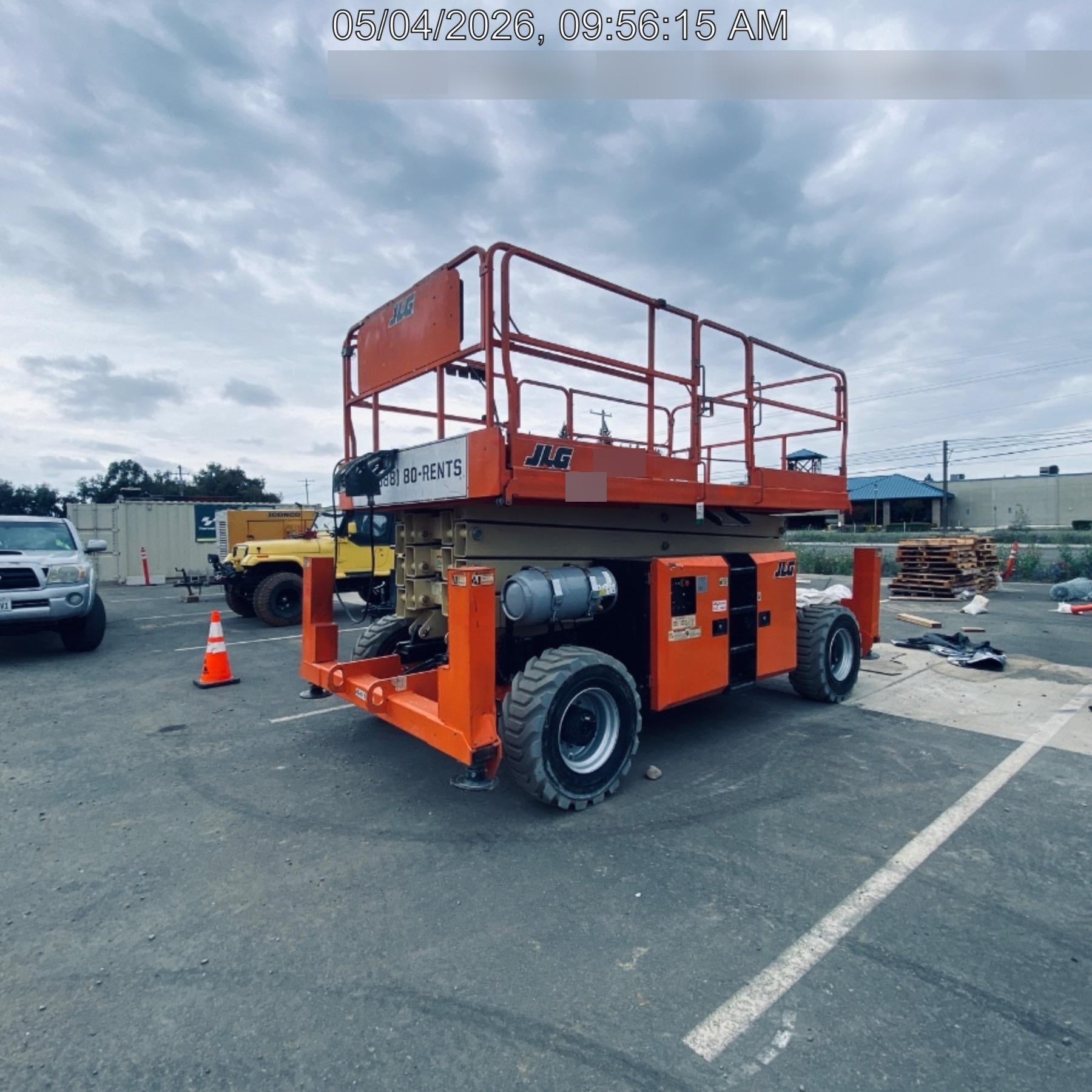 2019 JLG 430LRT