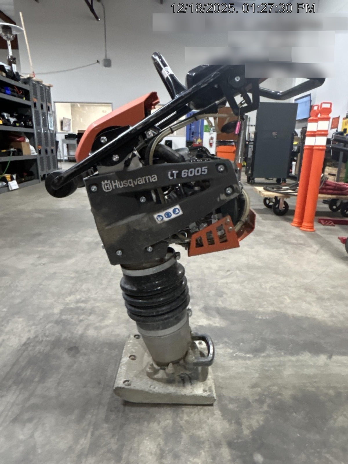 2025 HUSQVARNA LT6005