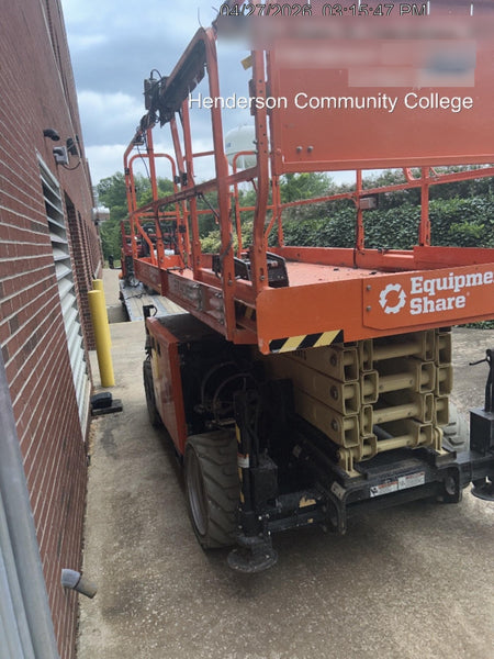 2023 JLG RT4069