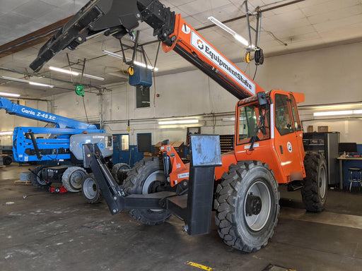 2020 Skytrak 10054 Cab/Heat/Air, Solid Tires, Work Lights, Beacon, Aux Hydraulics, Back up Alarm, Lifting Eye, ES Decals