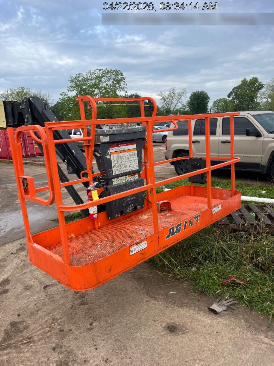 2023 JLG 860SJ