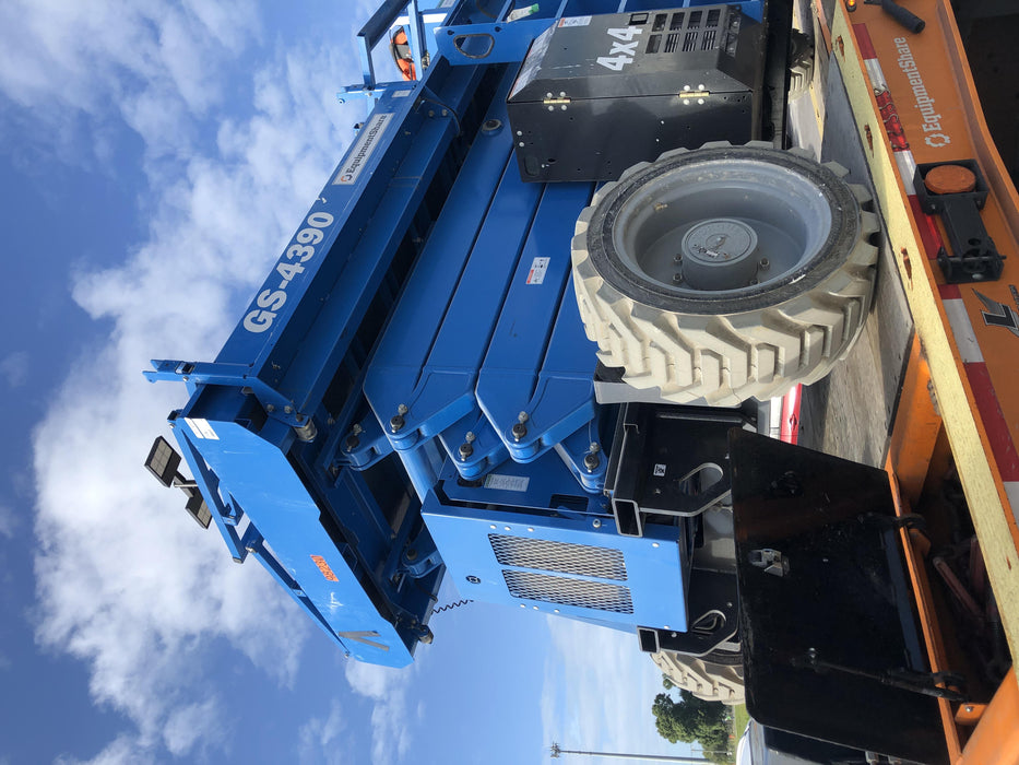 2020 GENIE GS-4390 RT