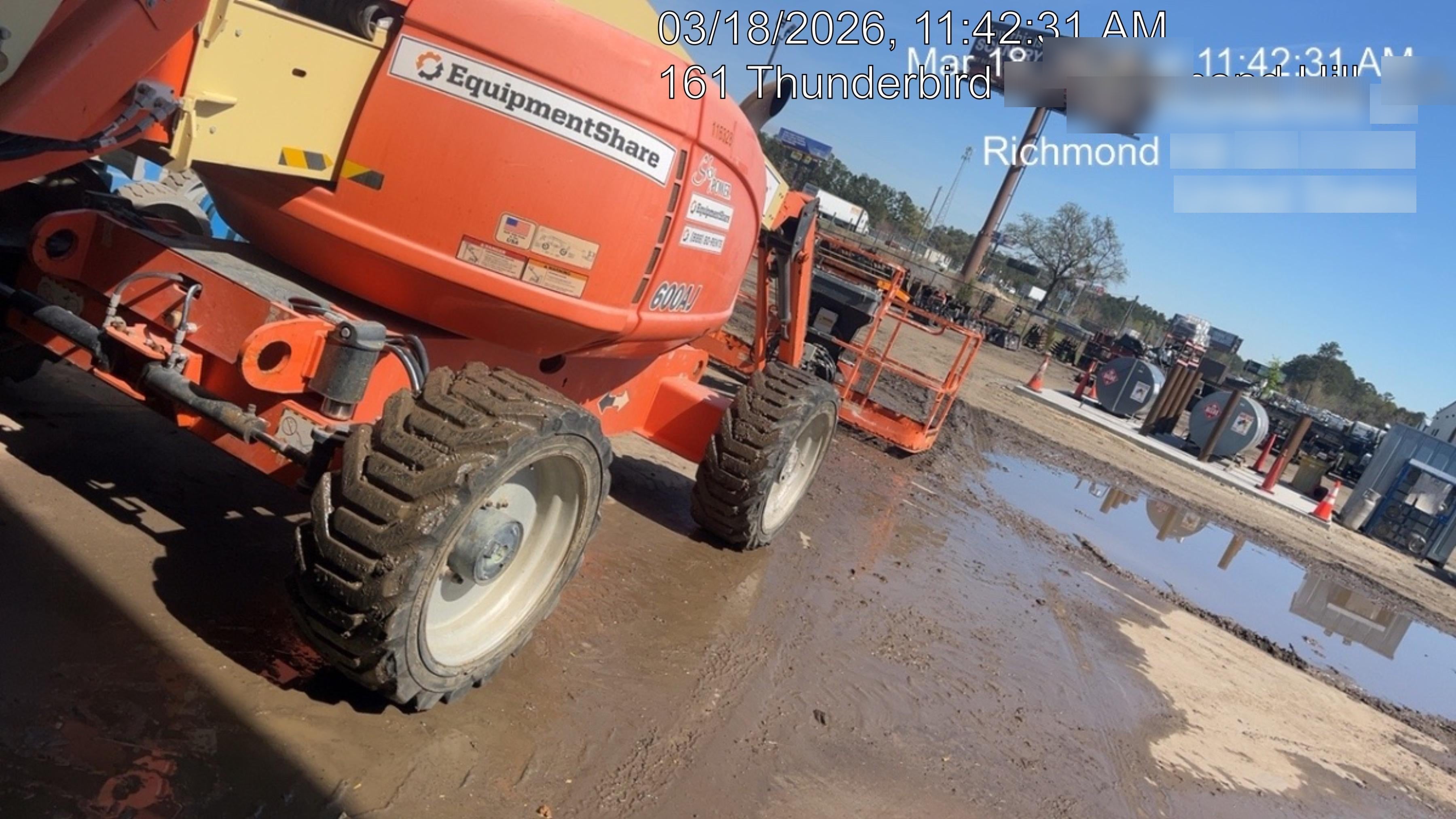 2021 JLG 600AJ