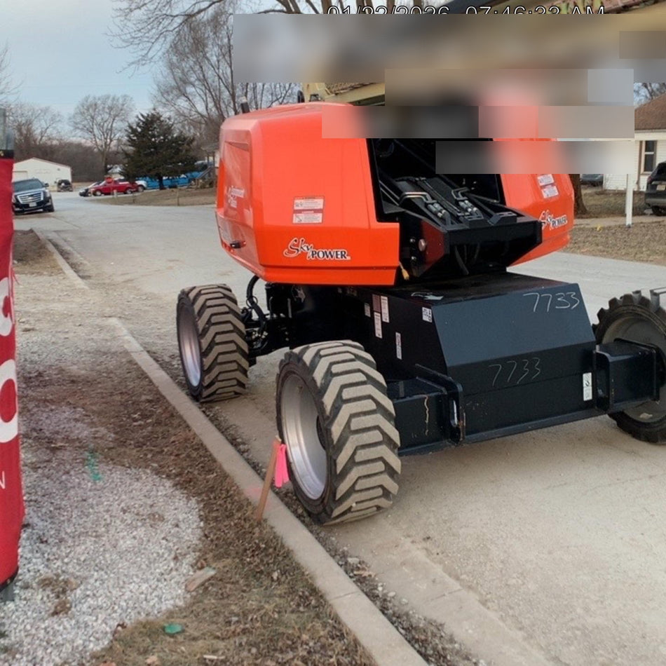 2024 JLG 660SJ