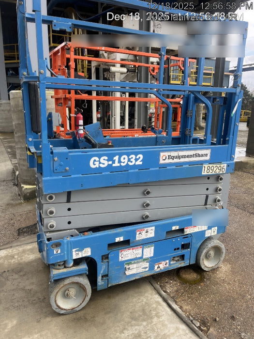 2021 GENIE GS-1932