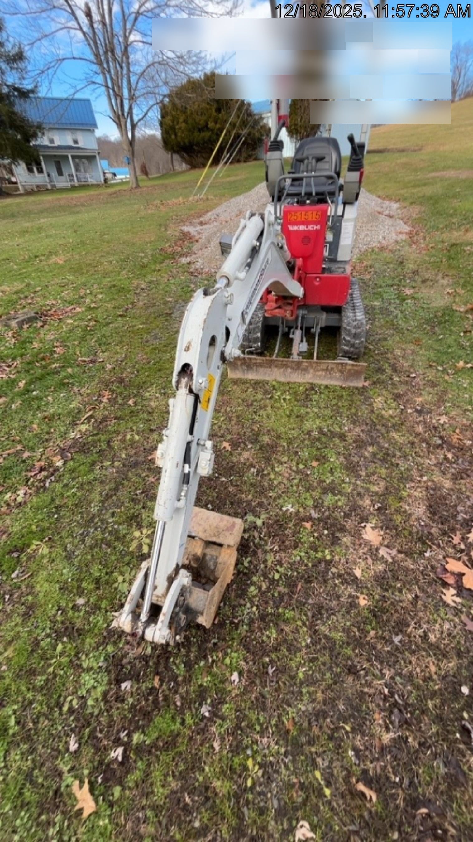 2022 TAKEUCHI TB210R