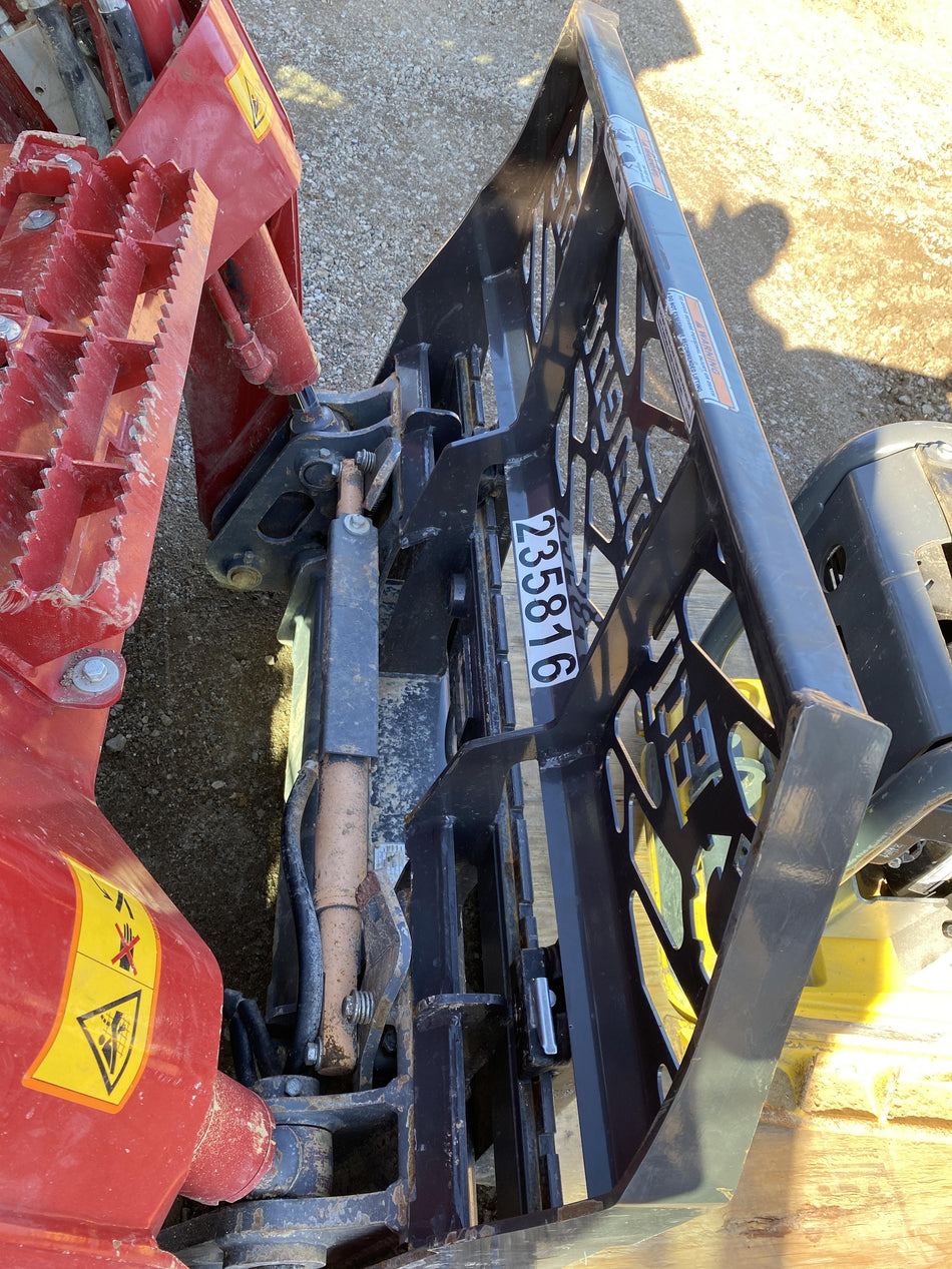 2022 PALADIN 48" Pallet Forks - Paladin