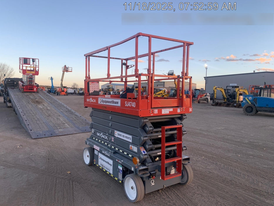 2022 SKYJACK SJ4740